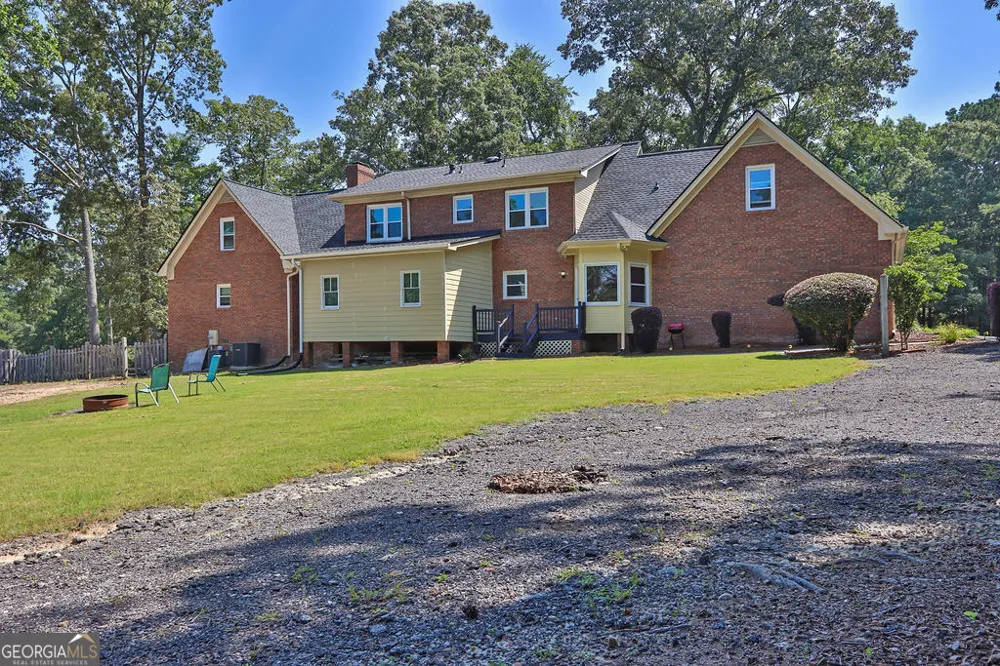 3765 Cannonwolde DR Snellville, GA 30039