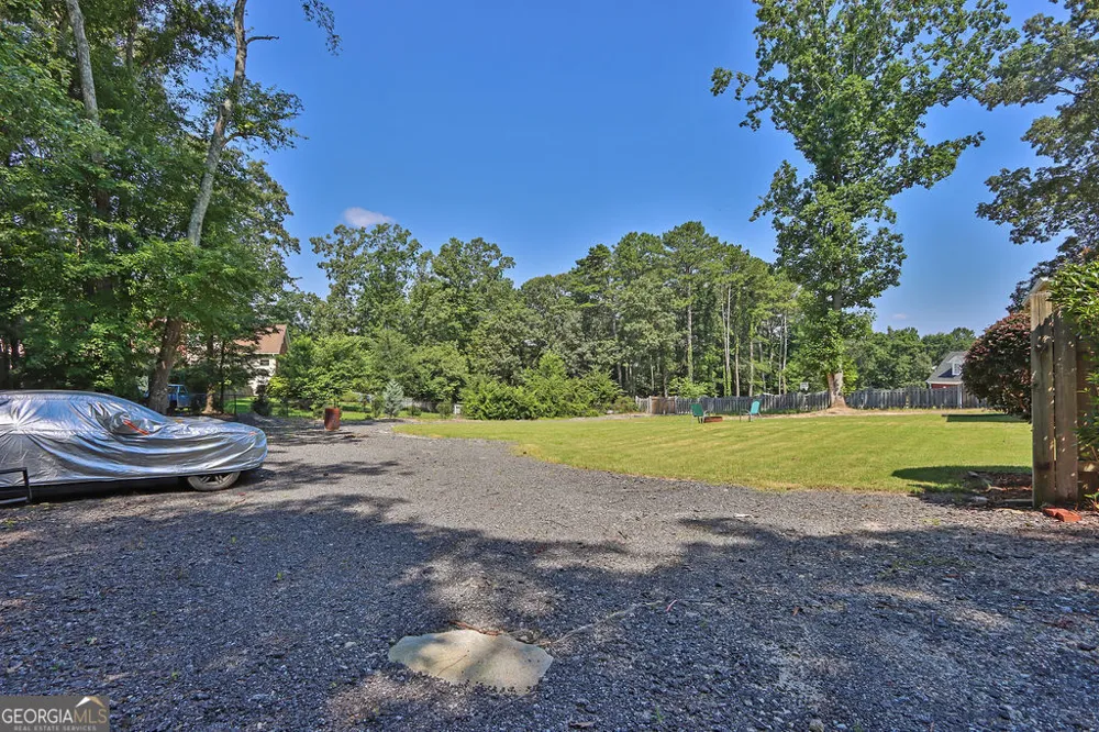 3765 Cannonwolde DR Snellville, GA 30039