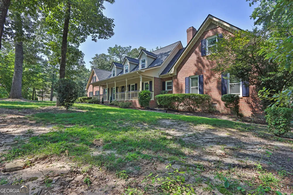 3765 Cannonwolde DR Snellville, GA 30039