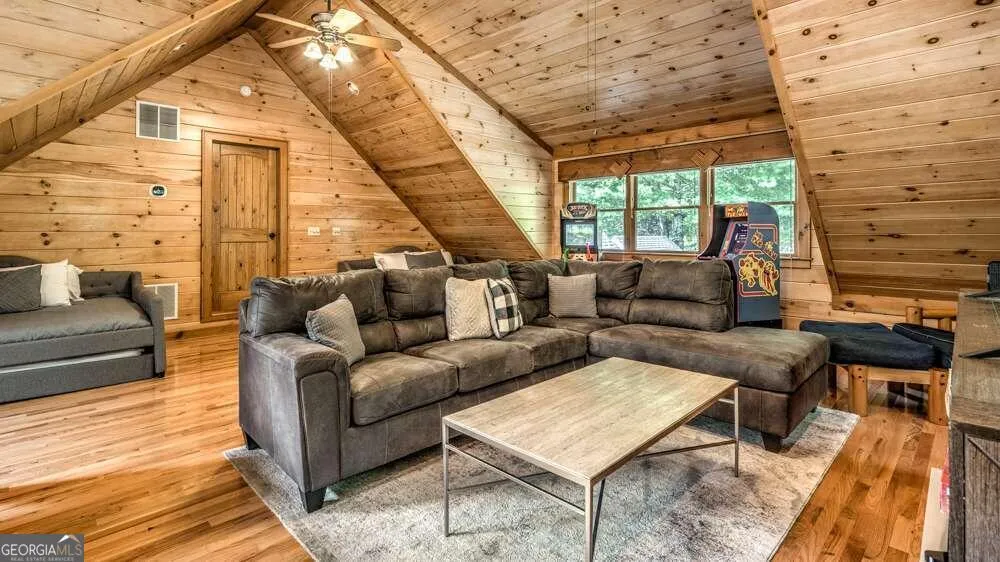 1630 Black Ankle Creek RD Blue Ridge, GA 30513