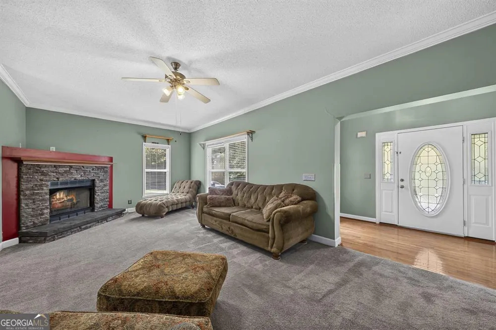 1380 Howard Lewis RD White Plains, GA 30678