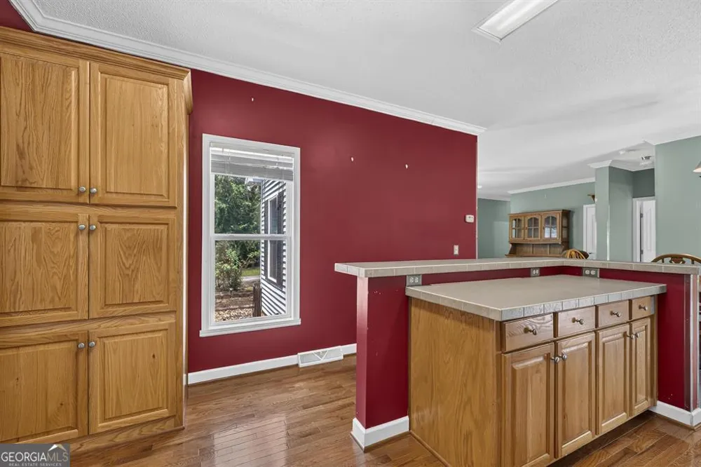 1380 Howard Lewis RD White Plains, GA 30678