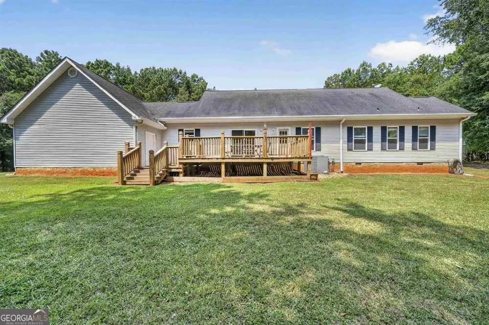 1380 Howard Lewis RD White Plains, GA 30678