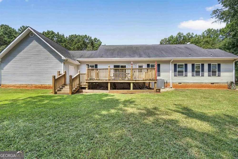 1380 Howard Lewis RD White Plains, GA 30678