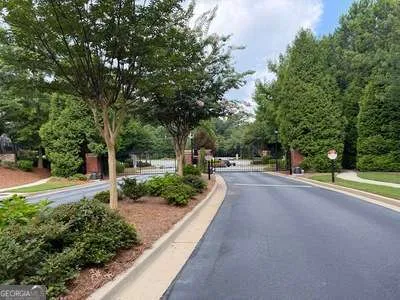 4292 Tacoma TRCE Suwanee, GA 30024