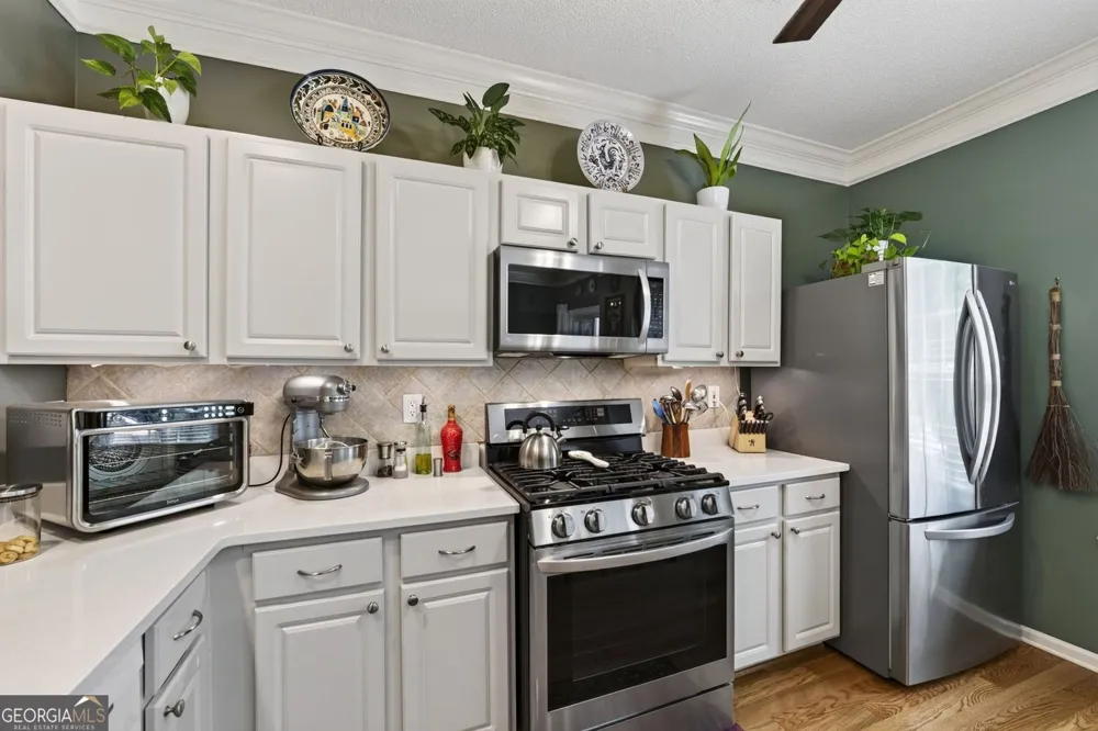 9165 Nesbit Ferry RD Johns Creek, GA 30022