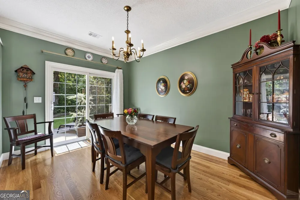 9165 Nesbit Ferry RD Johns Creek, GA 30022