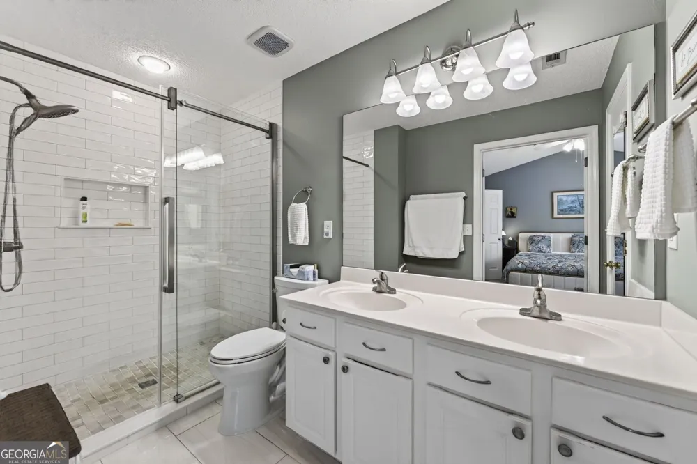 9165 Nesbit Ferry RD Johns Creek, GA 30022