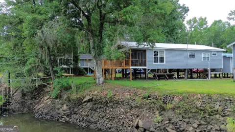 1009 Riverview RD