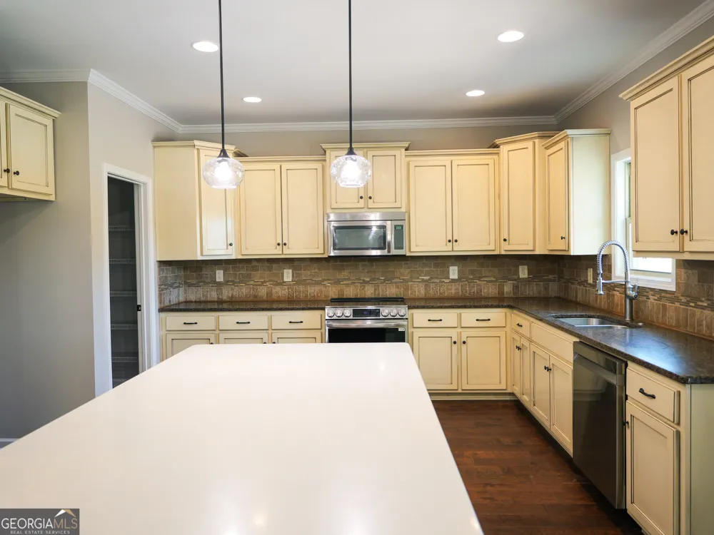 151 Rockhouse RDG Senoia, GA 30276