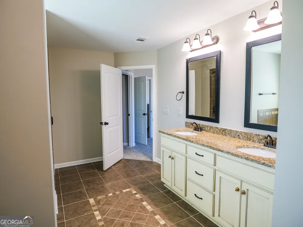 151 Rockhouse RDG Senoia, GA 30276