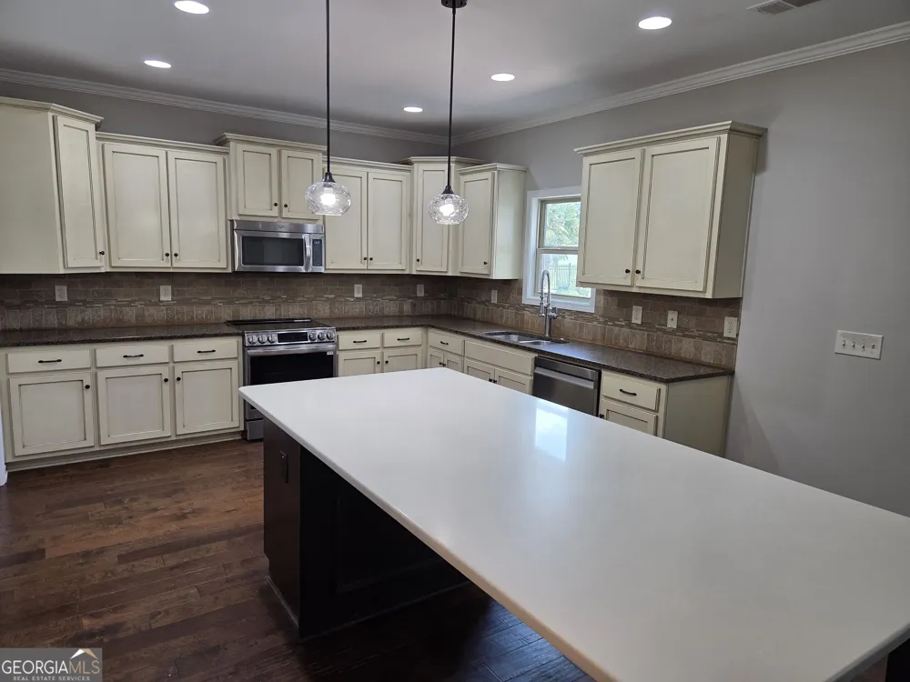 151 Rockhouse RDG Senoia, GA 30276
