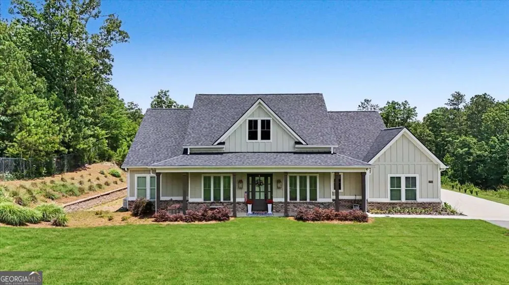 2700 Old Cartersville RD Dallas, GA 30132