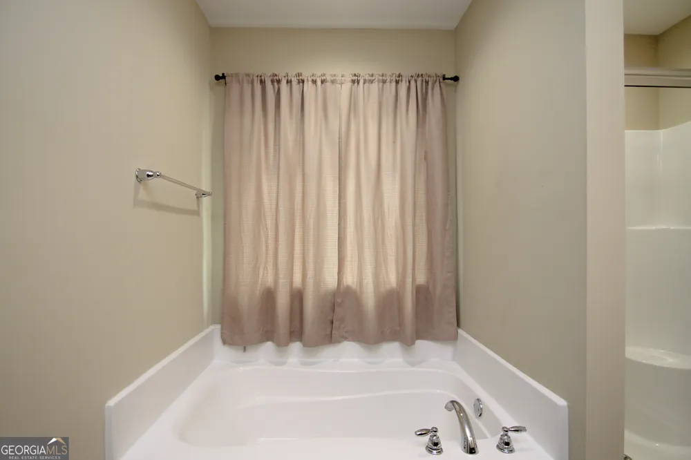 204 Dog Fennel LN Perry, GA 31069