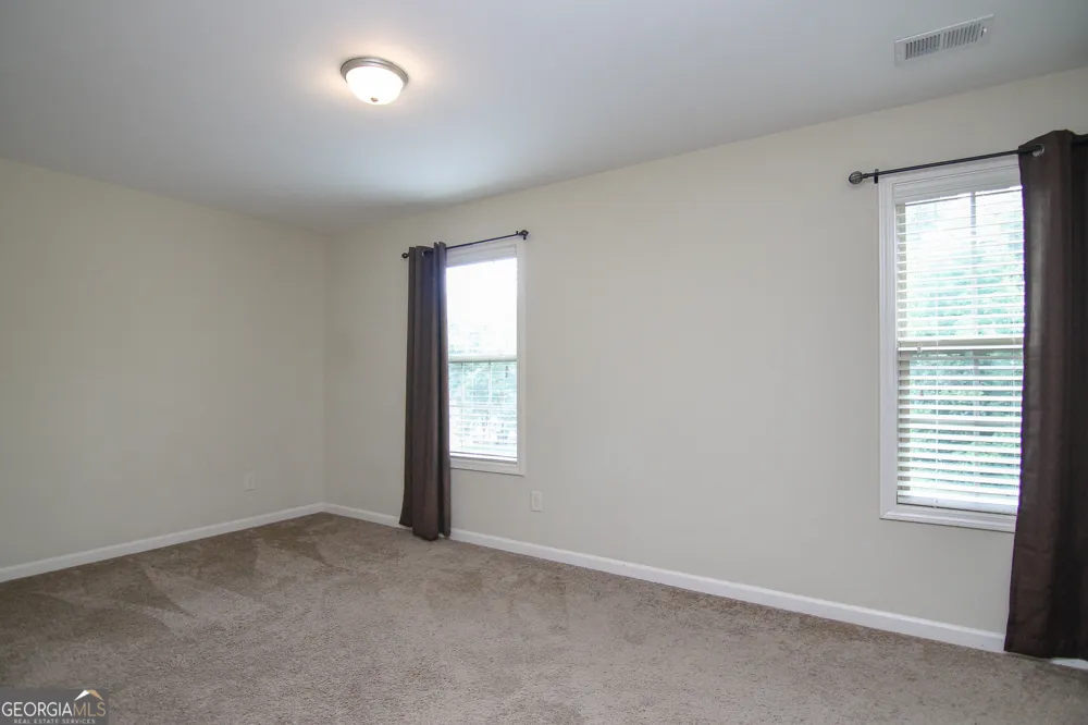 204 Dog Fennel LN Perry, GA 31069