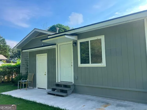 572 Lancelot DR