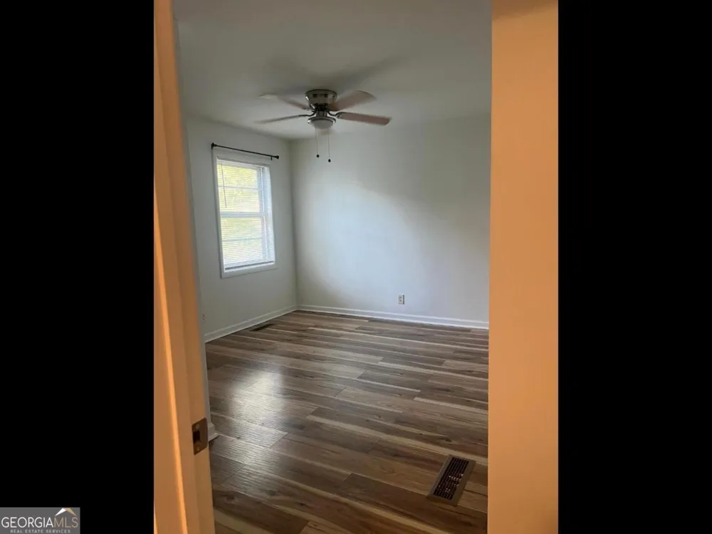 572 Lancelot DR Norcross, GA 30071
