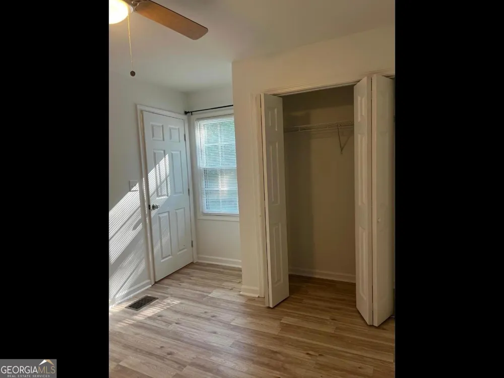 572 Lancelot DR Norcross, GA 30071