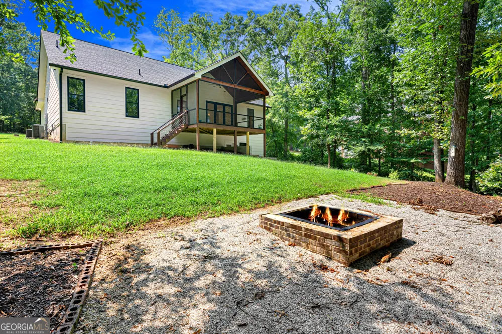 516 Winding WAY Hartwell, GA 30643
