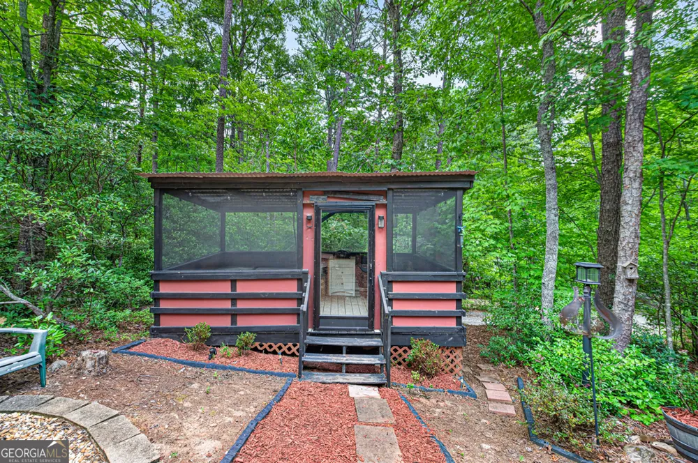 249 Monroe Ridge RD Sautee Nacoochee, GA 30571