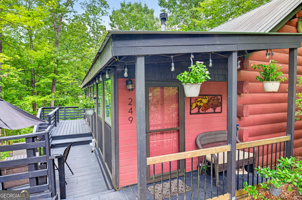 249 Monroe Ridge RD Sautee Nacoochee, GA 30571