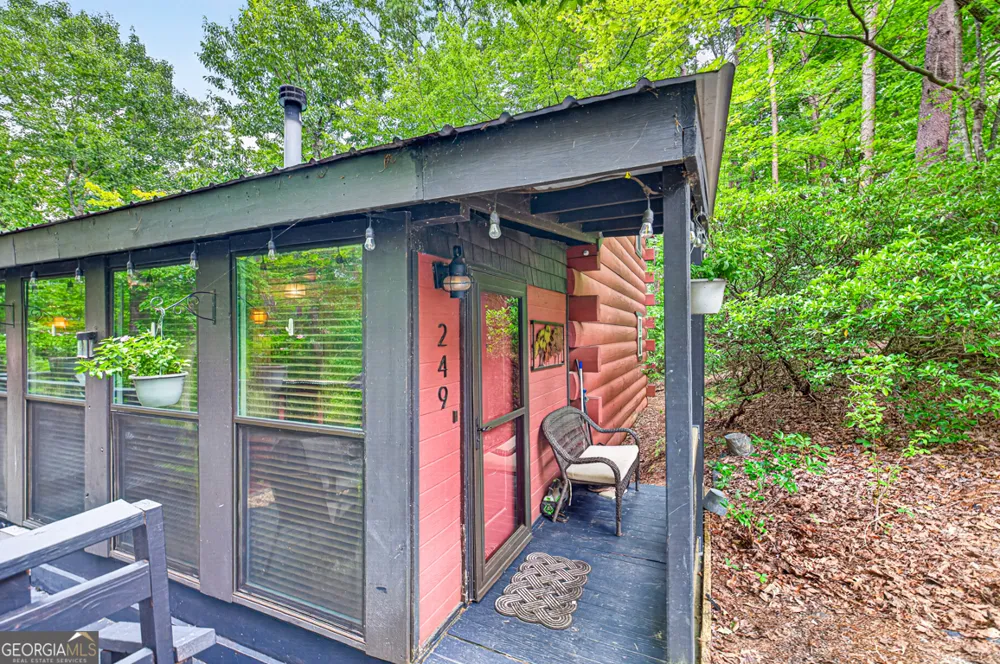 249 Monroe Ridge RD Sautee Nacoochee, GA 30571