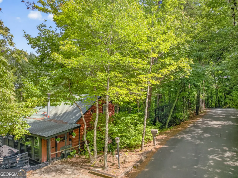249 Monroe Ridge RD Sautee Nacoochee, GA 30571