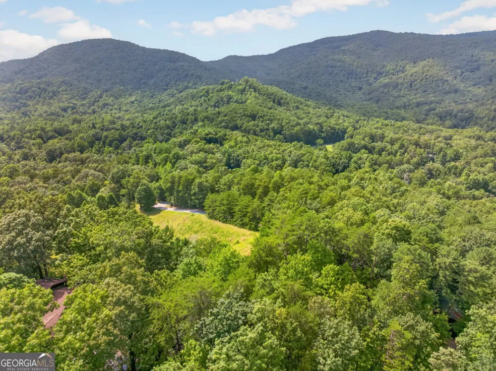 249 Monroe Ridge RD Sautee Nacoochee, GA 30571