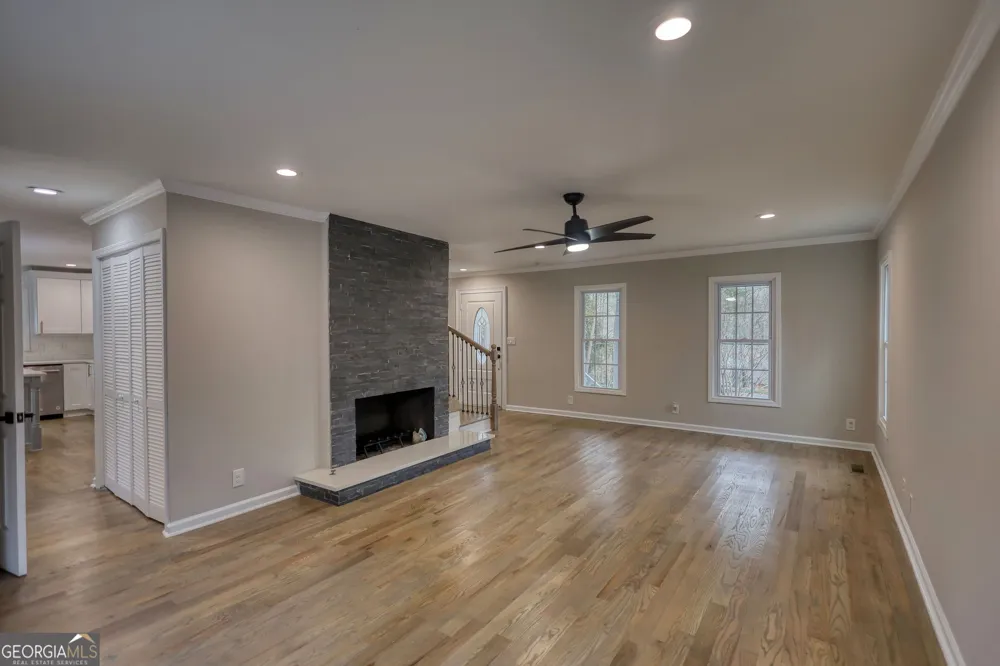 4205 Aberdeen PASS NE Roswell, GA 30075
