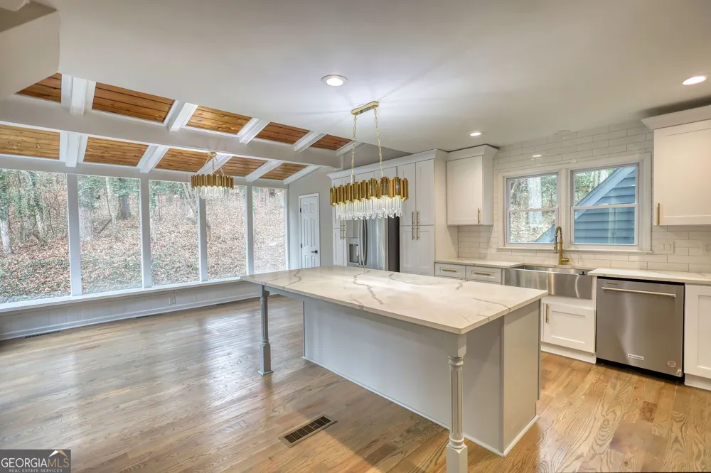 4205 Aberdeen PASS NE Roswell, GA 30075