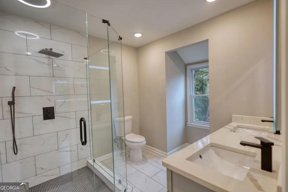 4205 Aberdeen PASS NE Roswell, GA 30075