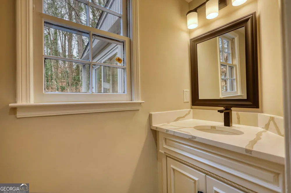 4205 Aberdeen PASS NE Roswell, GA 30075