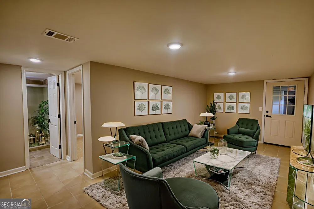 4205 Aberdeen PASS NE Roswell, GA 30075