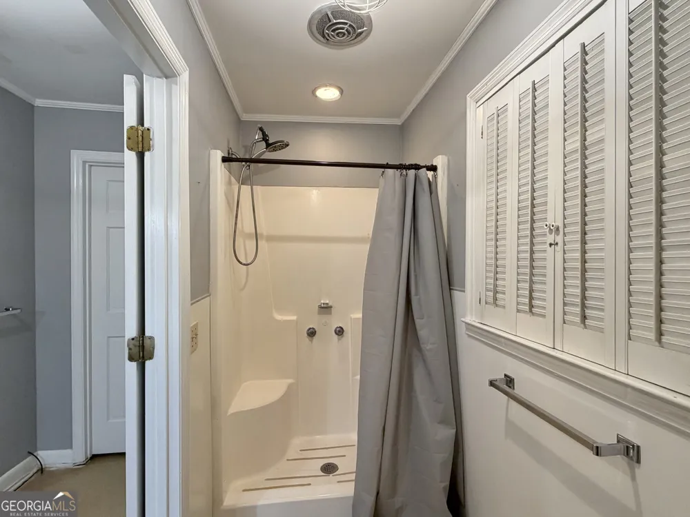 36 Huckabee ST McRae, GA 31055