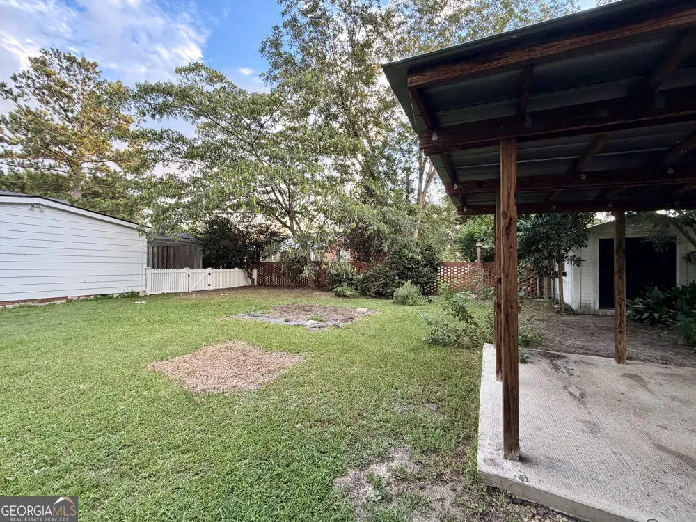 36 Huckabee ST McRae, GA 31055