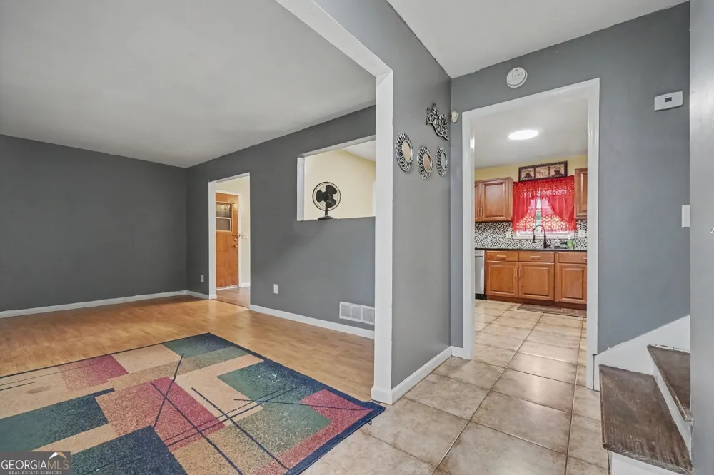 4276 Indian Forest RD Stone Mountain, GA 30083