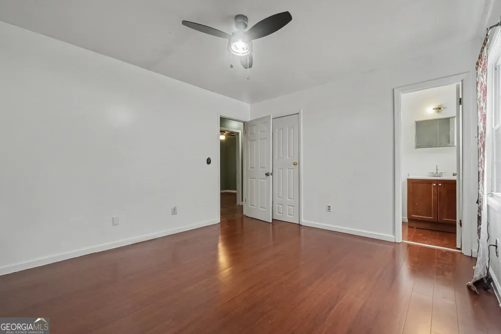 4276 Indian Forest RD Stone Mountain, GA 30083