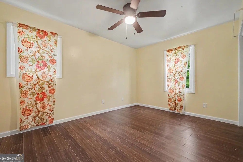 4276 Indian Forest RD Stone Mountain, GA 30083