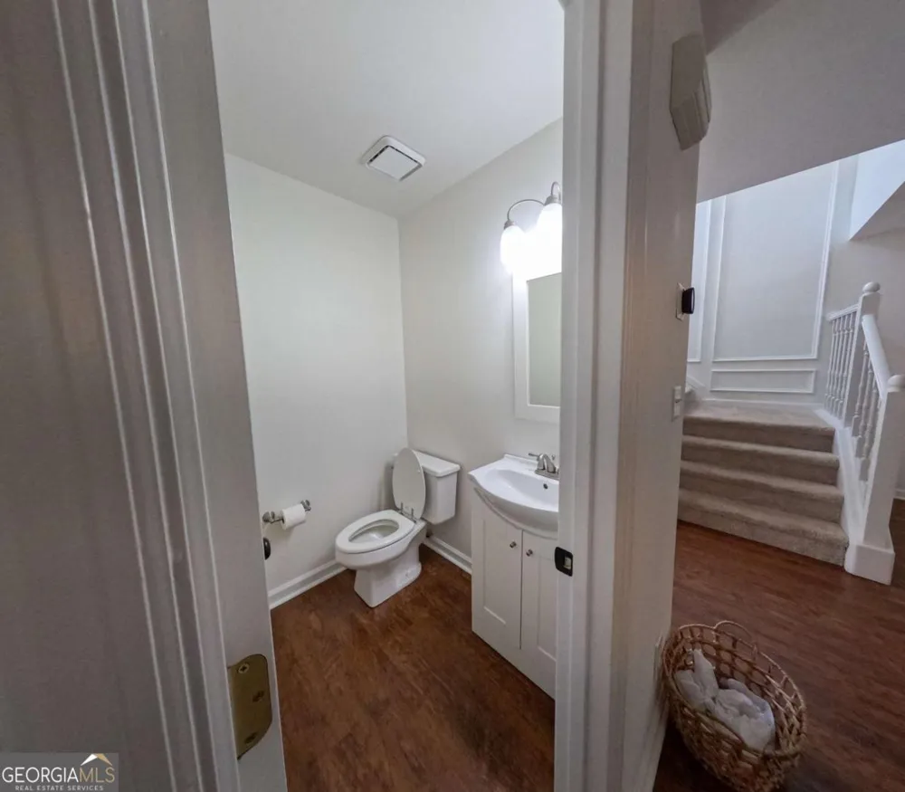 705 Bridge LN SE Smyrna, GA 30082