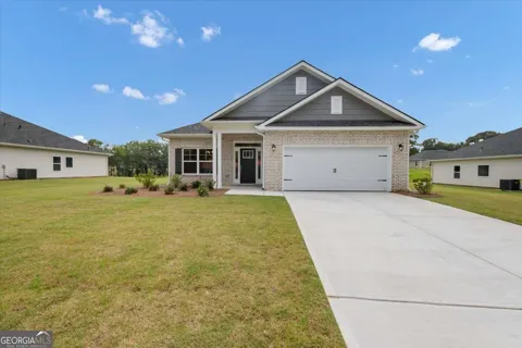 317 Angela AVE
