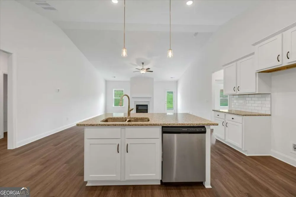 305 Angela AVE Bowdon, GA 30108