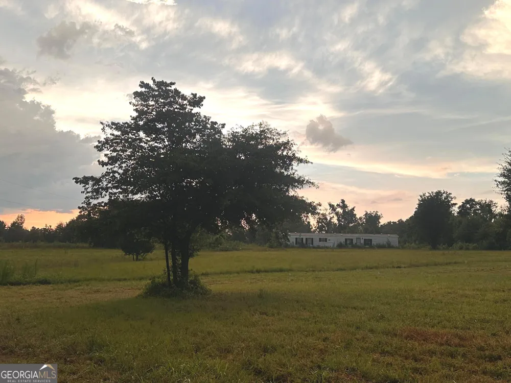 747 Sam Swindle RD Hull, GA 30646