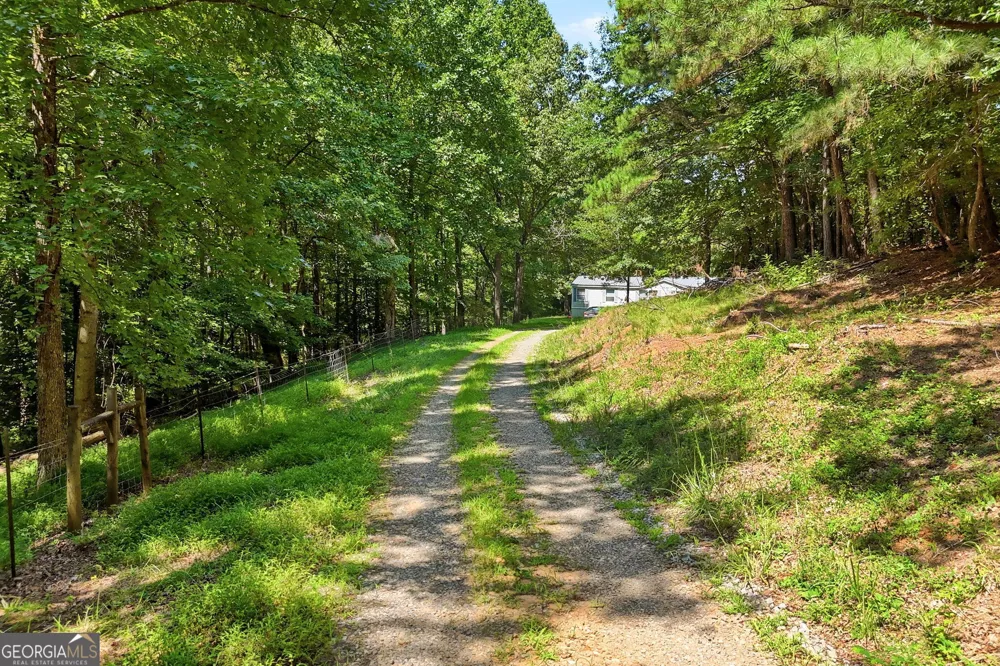 2161 Swan Bridge RD Talking Rock, GA 30175
