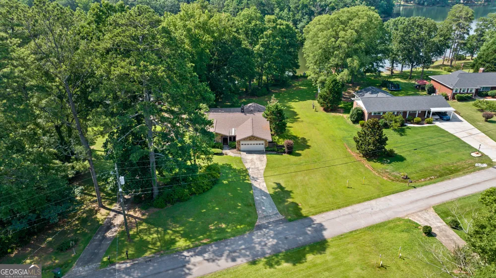 45 North DR Hampton, GA 30228