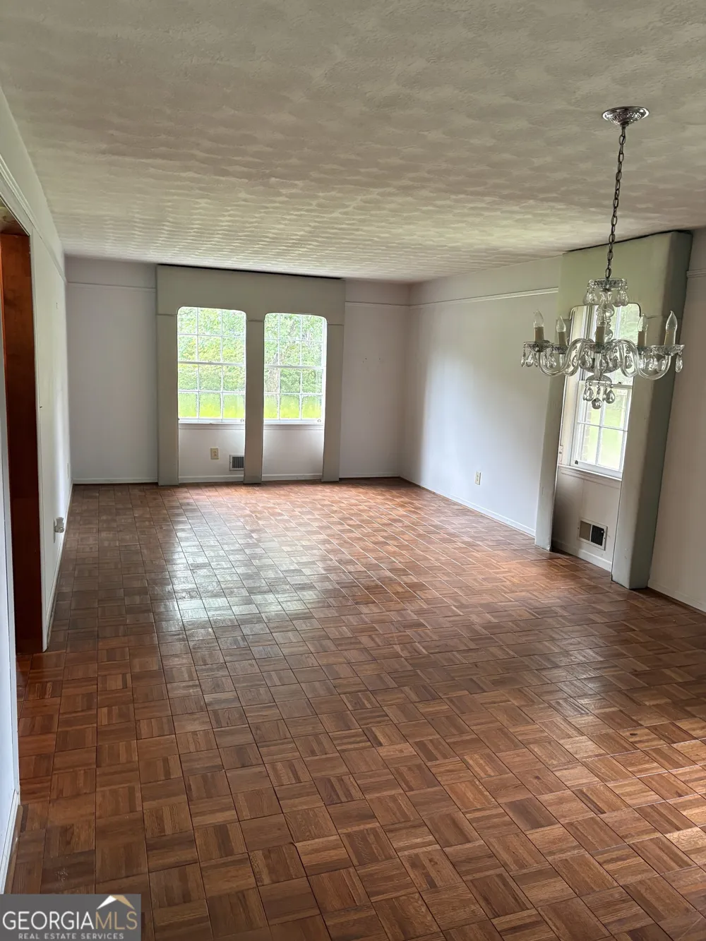 45 North DR Hampton, GA 30228