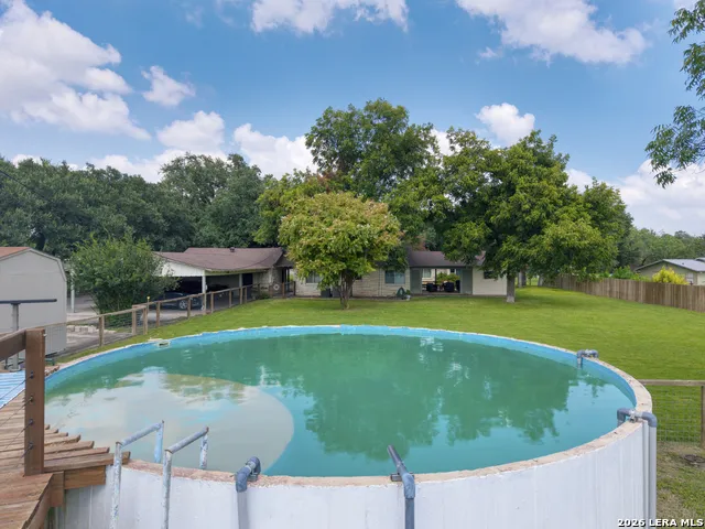 929 Black St Uvalde, TX 78801