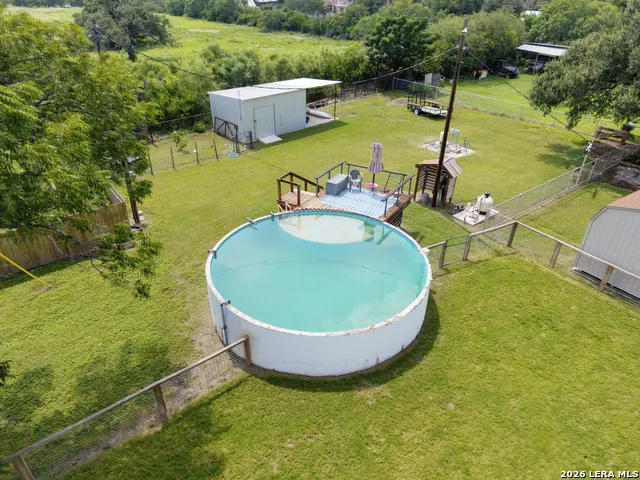 929 Black St Uvalde, TX 78801