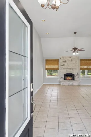 1611 Embassy Dr Pleasanton, TX 78064