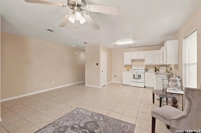 8746 Seven Seas Dr San Antonio, TX 78242