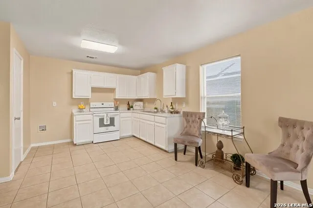 8746 Seven Seas Dr San Antonio, TX 78242